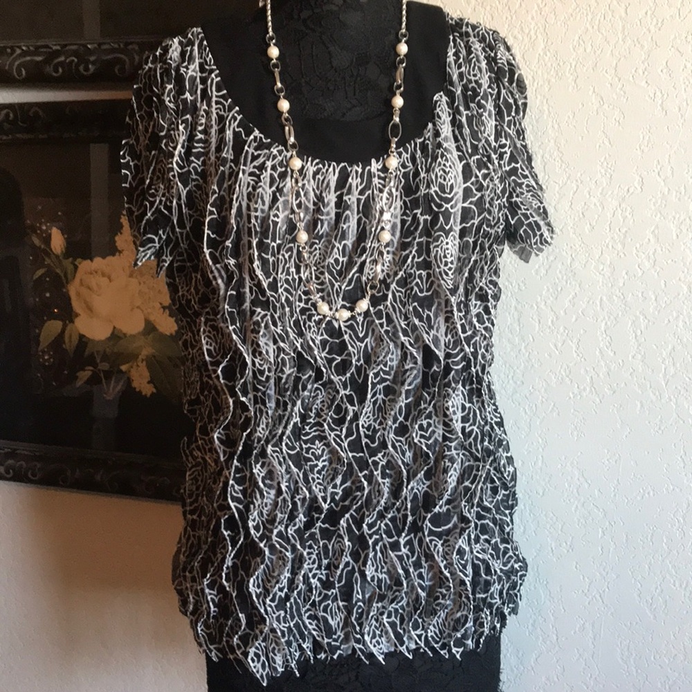 Flowing ruffle top